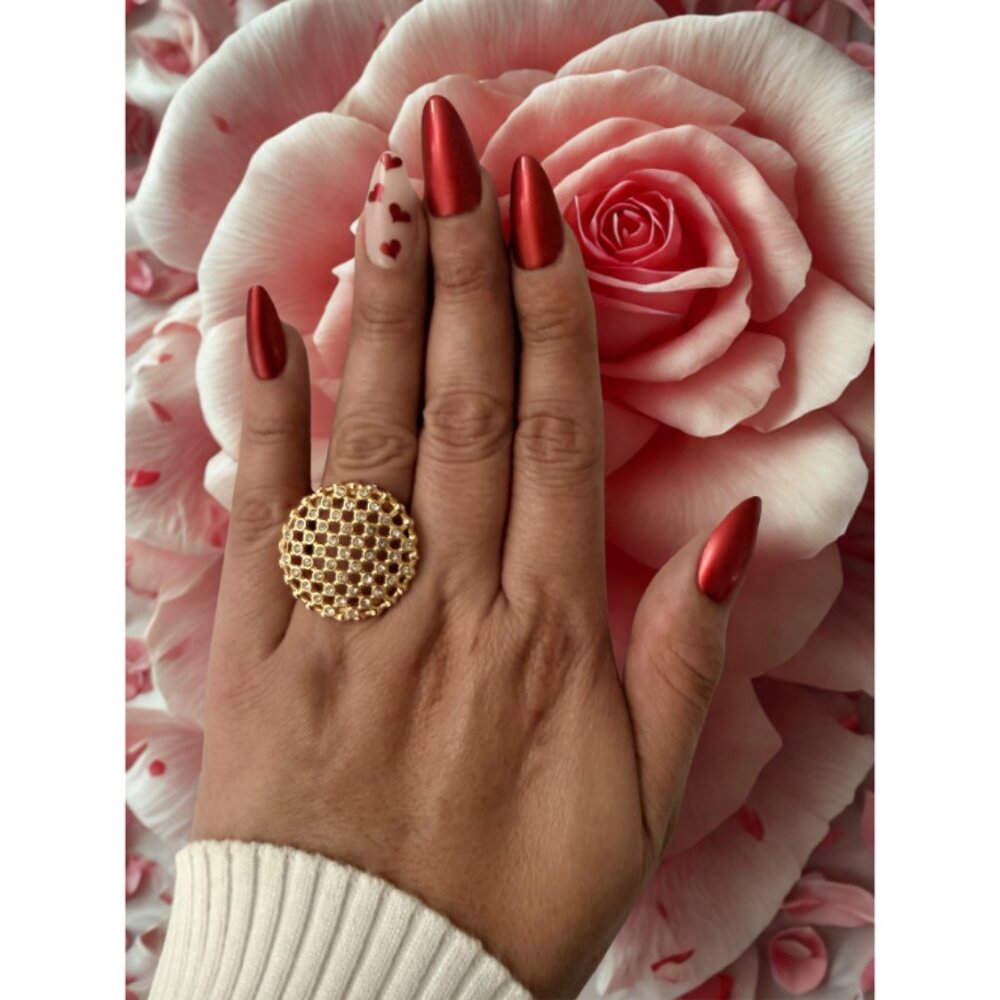 ✨ Gold-Tone Honey Comb Statement Ring – Size 7 | Sparkling Stones ✨